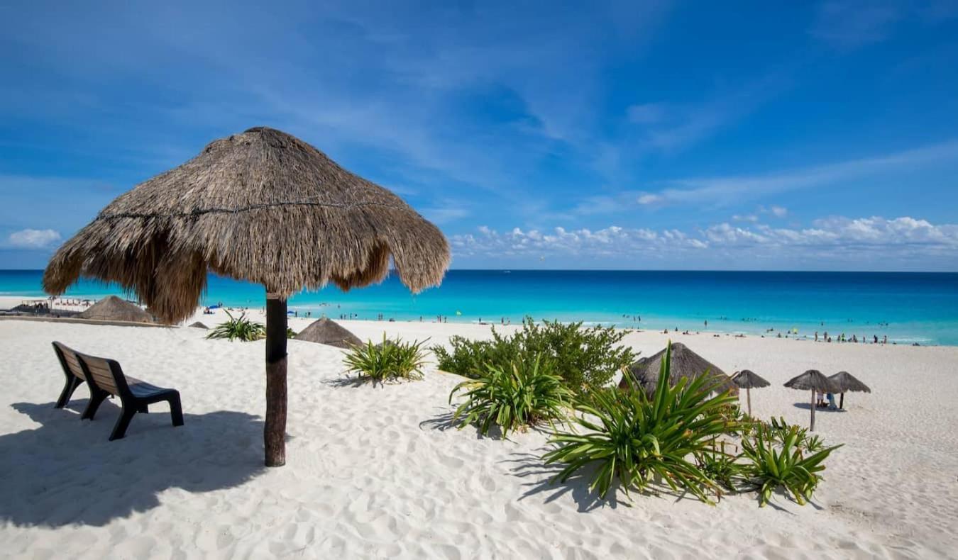 Aldeazul By Andiani Travel Lägenhet Cancún Exteriör bild